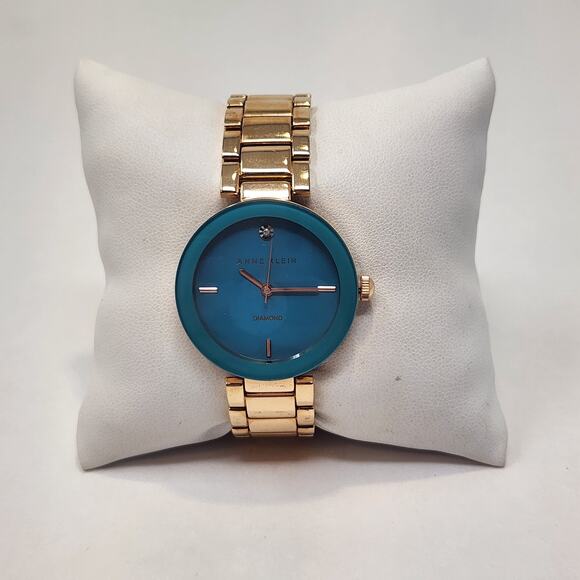 Anne Klein Diamond Gold Tone Bracelet Watch Teal Round Face New Battery Works - Picture 1 of 8